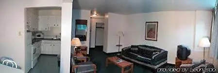 Rundle Manor Apartment Hotel Banff 2*,  Canada